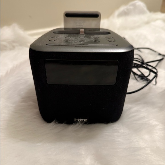 iHome Alarm, Radio, Speaker & iPhone Charging Dock - Picture 2 of 4